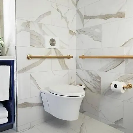 Hanza Tower White 24 Sauna Pool Jacuzzi *