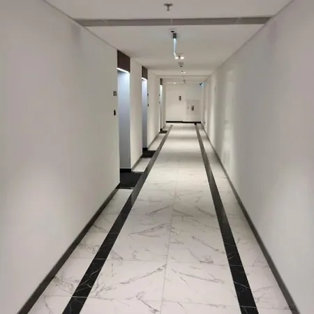 Hanza Tower White 24 Sauna Pool Jacuzzi Apartment *